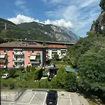 Smart Base 20min Centro Parking Apartment Trient