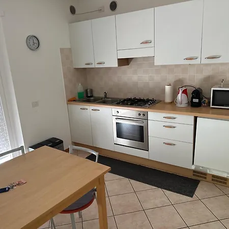 Appartement Smart Base 20min Centro Parking Trente